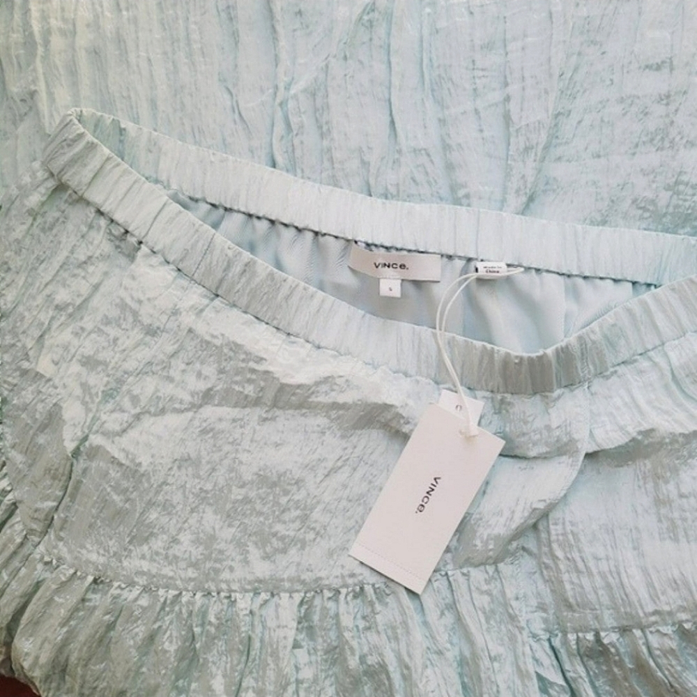 🍒NWT🍒 VINCE MINT GREEN CRINKLED SATIN MIDI SKIRT